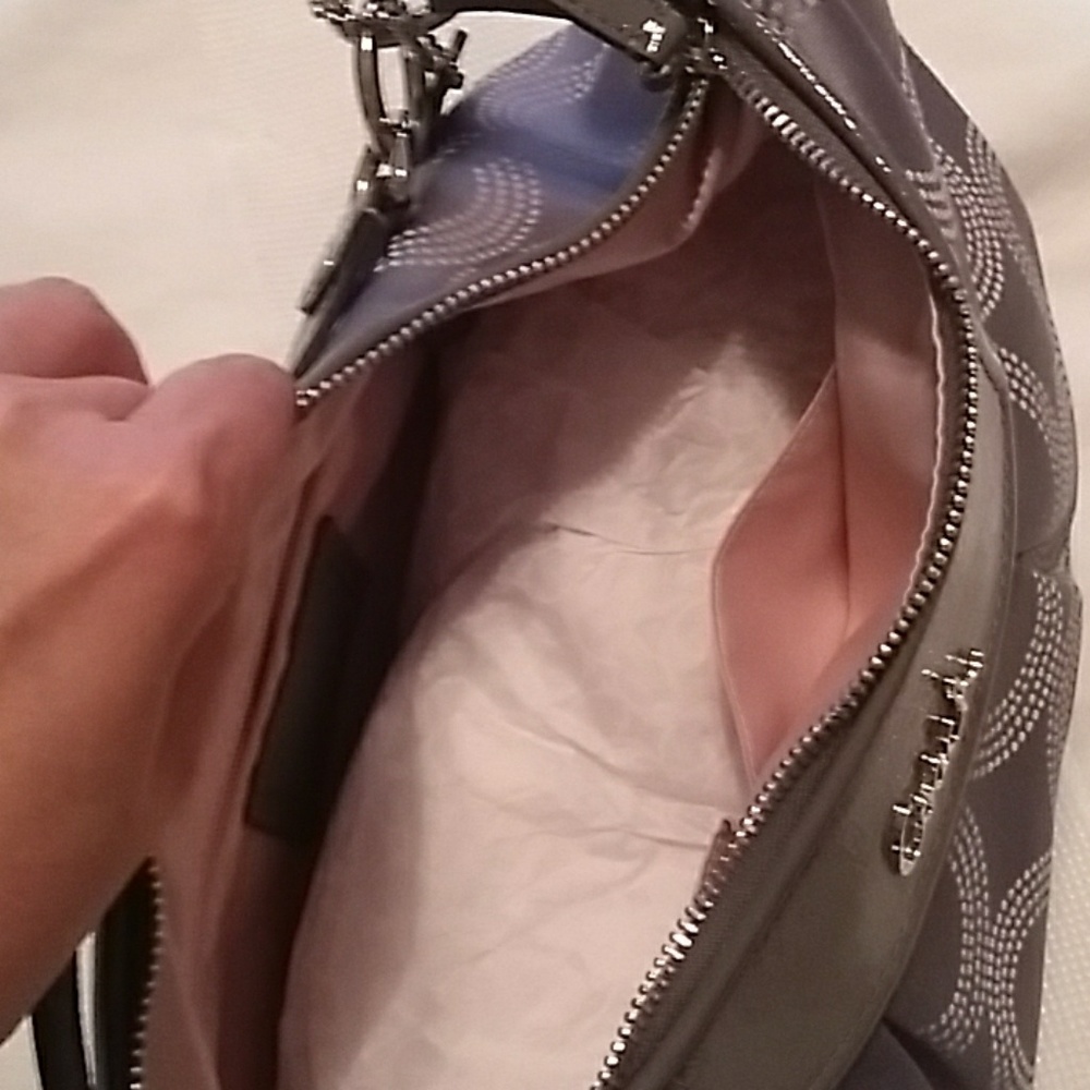 Coach purse - Picture 3 of 5